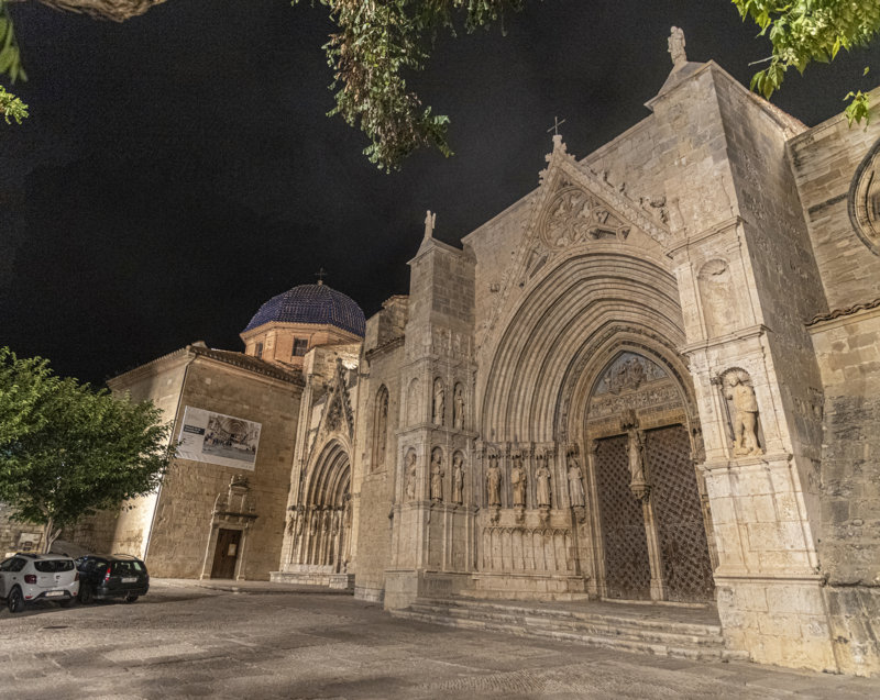 Castelló de la Plana - Morella 034 - basílica Arciprestal de Santa María la Mayor.jpg